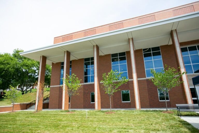 Franklin Road Academy in Nashville TN 768x512