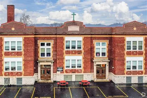 Holy Cross Elementary School in Covington KY