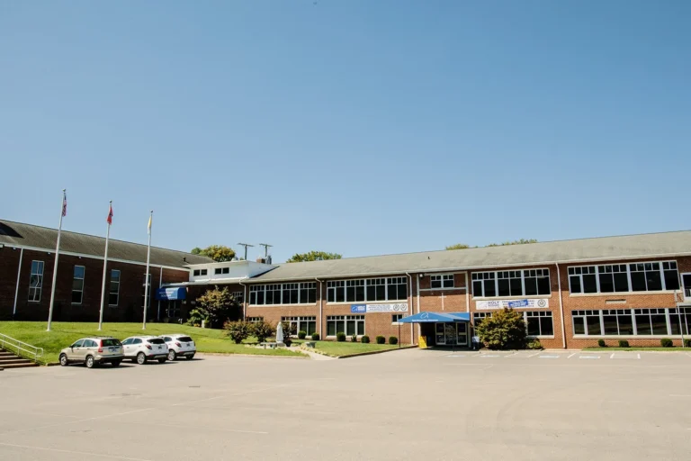 Holy Rosary Academy in Nashville TN 2 768x512