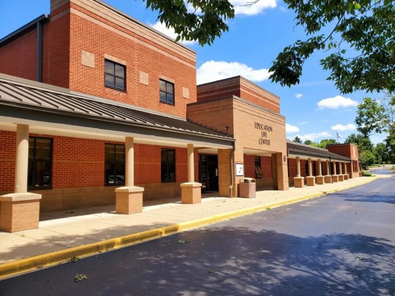 Mary Queen of the Holy Rosary School in Lexington KY 768x576