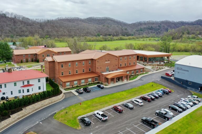 Oneida Baptist Institute 768x512